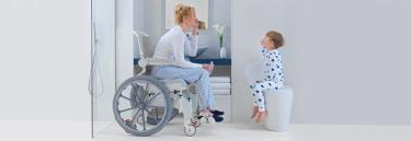 Chaise de douche Invacare Aquatec Ocean Ergo 24 pouces