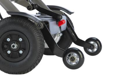 Fauteuil roulant électrique intérieur pliant Invacare Kompas - Roulettes anti-bascule