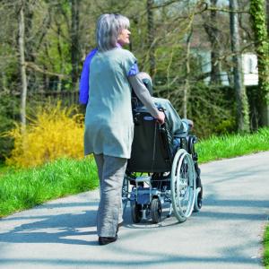 Aide à la poussée fauteuil roulant Invacare Alber viaplus V12